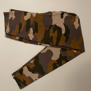 4 pairs of Aerie leggings size M